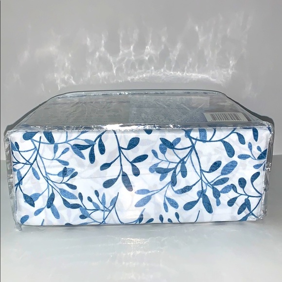 Charisma Microfiber 6-Piece Queen Sheet Set - Picture 13 of 16